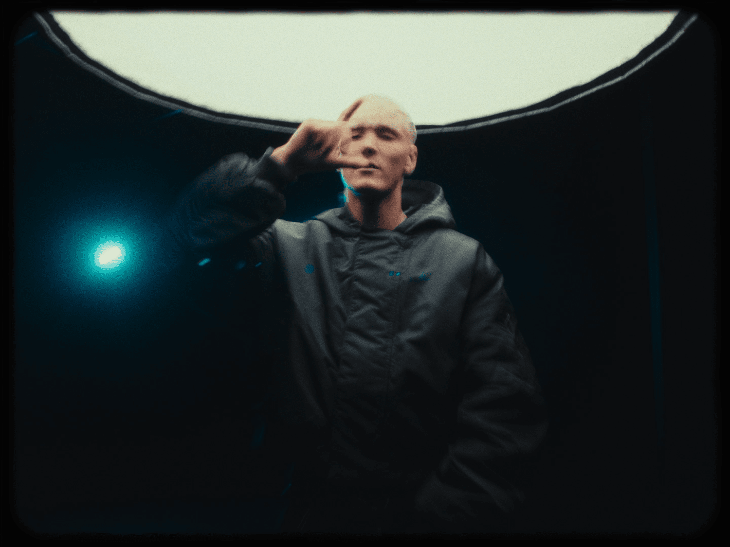 Stjörnuhrap — Music Video — still 6