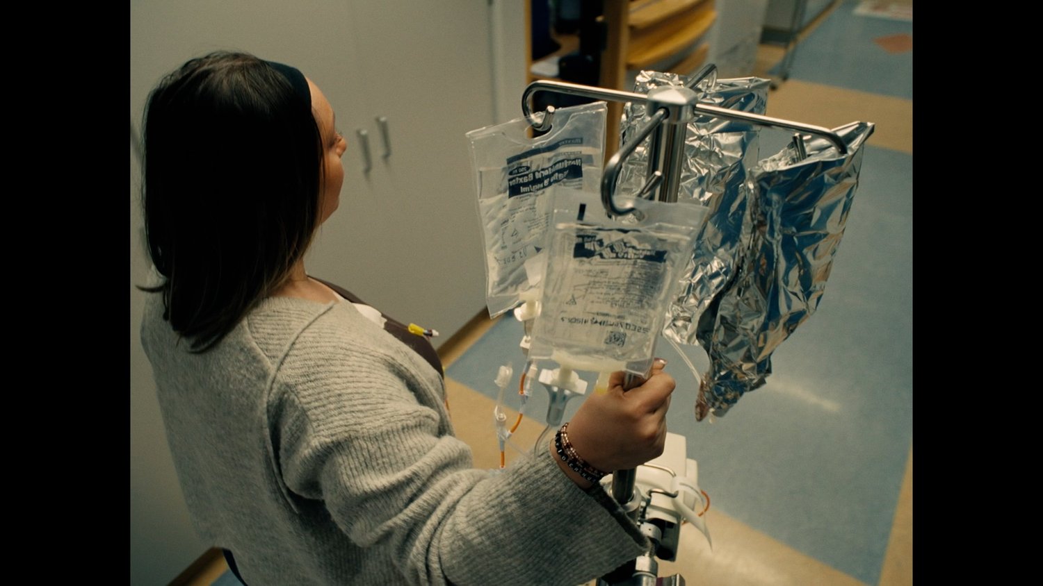 Kraftur — Commercial — still 15
